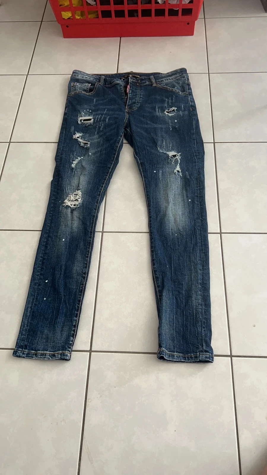 Jeans destroy